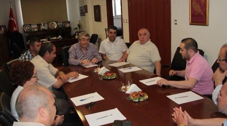 Tersaneciler Liman İ&ccedil;in Toplandı