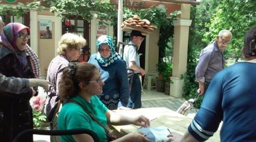 Velilerden Merinos İlkokulu&rsquo;nun Ortaokul Olmaması İ&ccedil;in İmza Kampanyası