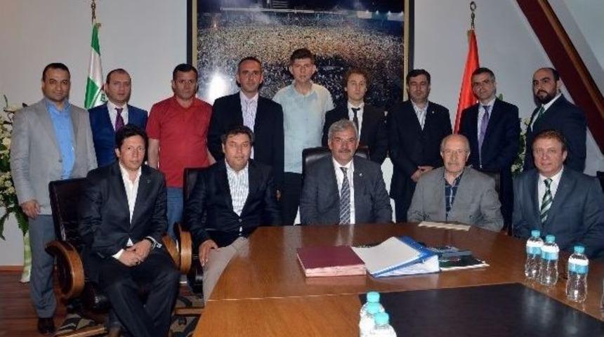 Orhangazispor Başkan Adayından B&ouml;l&uuml;kbaşı Ve Y&ouml;netimine Hayırlı Olsun Ziyareti