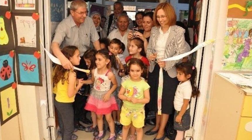 Nazlı Kız Anaokulu Miniklerinden Resim Sergisi