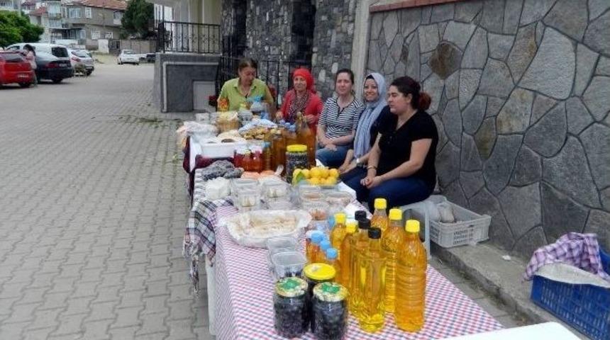Kumyakalı Kadınlarlardan El Emeği Pazarı