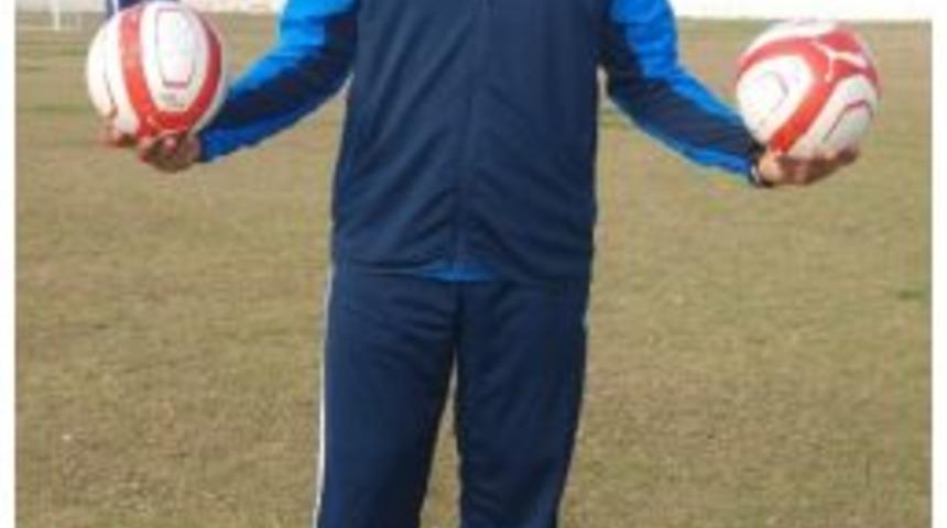 Aydınspor 1923'&uuml;n Teknik Patronu Ceviz, Fethiye'de Dinleniyor