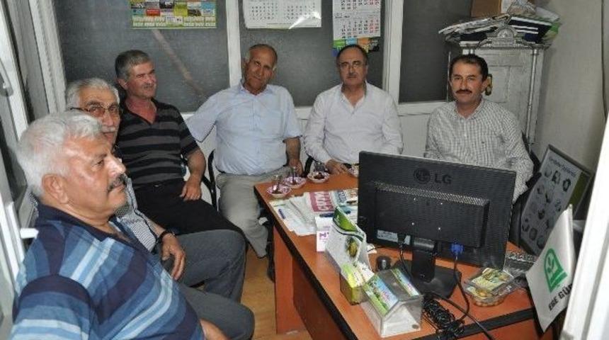 Eski &Ccedil;evre Bakanı Ak&ccedil;alı Kırkağa&ccedil;'ta