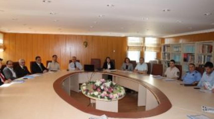 Vakfıkebir&rsquo;de &lsquo;madde Bağımlılığı Ve Gen&ccedil;lerde Şiddet Eğilimi&rsquo; Konuşuldu