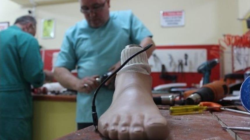 (&ouml;zel Haber) Kuzey Irak Gazisine Elektronikli Protez Bacak