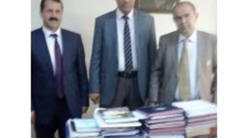 Derecik Belediye Başkanı &Ccedil;etinkaya&rsquo;dan İller Bankası Van B&ouml;lge M&uuml;d&uuml;r&uuml; &Ccedil;elebi&rsquo;ye Ziyaret