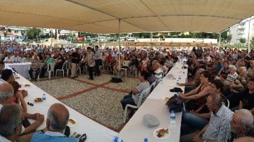 Karşıyaka&rsquo;da &ldquo;halk Buluşmaları&rdquo; Z&uuml;beyde Hanım'dan