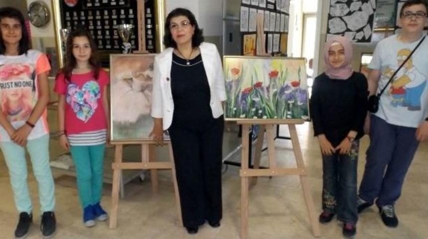 &Ouml;zel &Ccedil;ocuklardan Resim Sergisi