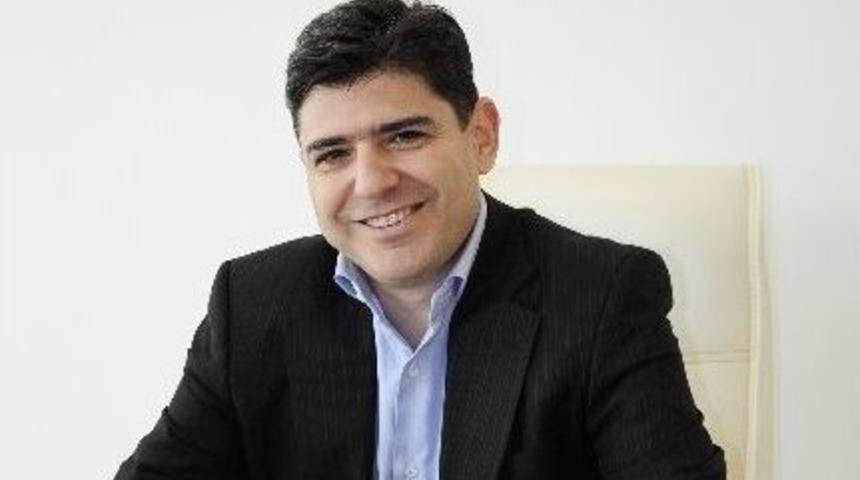 Diş Hekimi Murat Zogun: &ldquo;diş Etleri De En Az Dişler Kadar &Ouml;zen İster&rdquo;