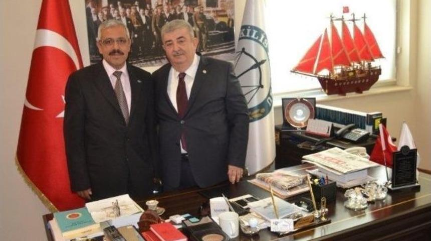 Sgk İl Müdürü Akkaş, Baro Başkanı Fazlıağaoğlu’nu Ziyaret Etti