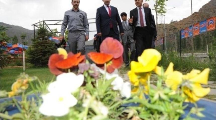 &Ccedil;in&rsquo;de G&ouml;rd&uuml;, Erzurum&rsquo;da Hayata Ge&ccedil;irdi