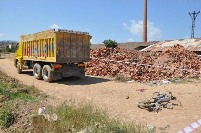 Tokat'ta Trafik Kazası: 2 Ölü