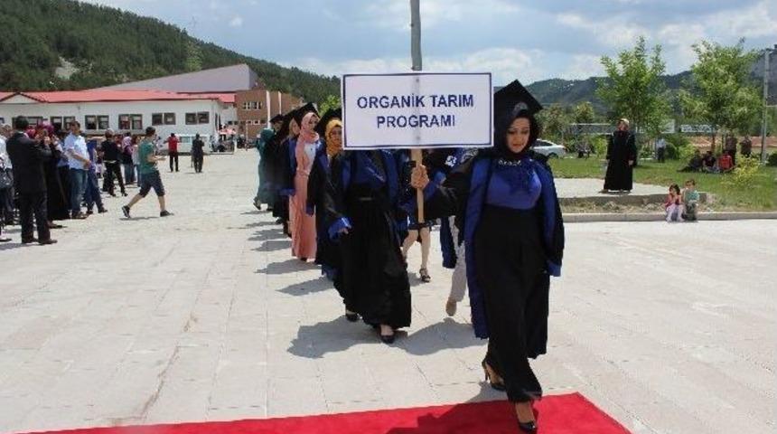 Mudurnu&rsquo;da &Ouml;ğrenciler Kep Attı