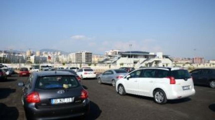 İzban, Her G&uuml;n 20 Bin &Ouml;zel Aracın Trafiğe &Ccedil;ıkmamasını Sağlıyor