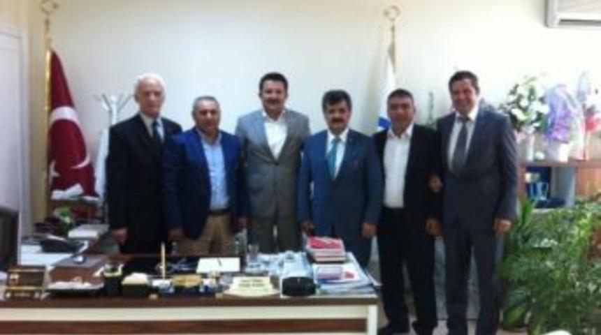 Esnaf Ve Sanatkarlar Odası'ndan Başkan Uysal'a Ziyaret