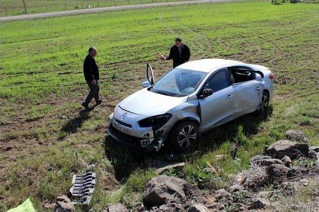 Mezuniyet Yolunda Feci Kaza: 1 Ölü, 3 Yaralı