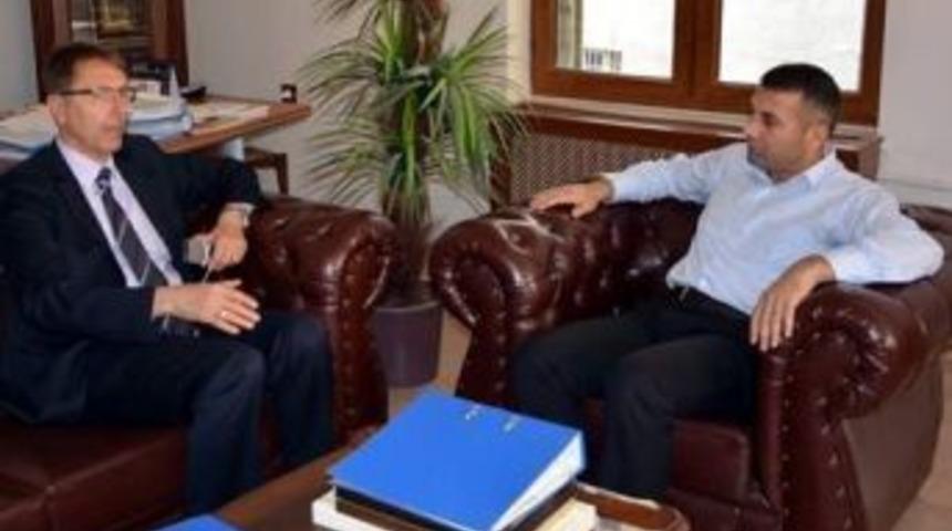 Şuski Genel M&uuml;d&uuml;r&uuml; B&uuml;y&uuml;khatipoğlu Viranşehir&rsquo;e Geldi