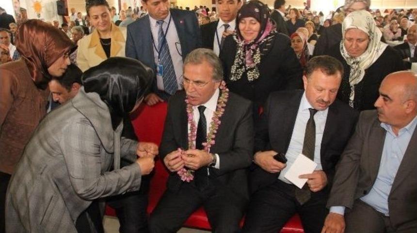 Şahin: "ak Parti'yi Yıkmak İ&ccedil;in Okyanus &Ouml;tesi Bir &Ouml;rg&uuml;t&uuml; Kullanıyorlar"