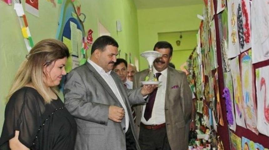 Anaokulu Öğrencileri Sergisi Beğeni Topladı