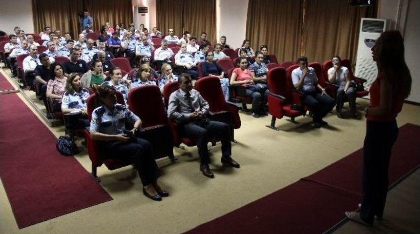 Ebeveyn Polislere Seminer