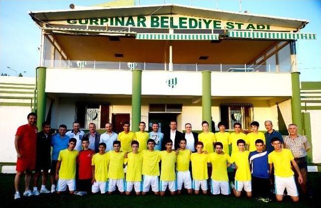 Baklava İkramı Genç Futbolculara Enerji Kattı