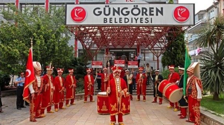 İstanbul&rsquo;un Fethi Geleneksel Tatlarla Kutlandı