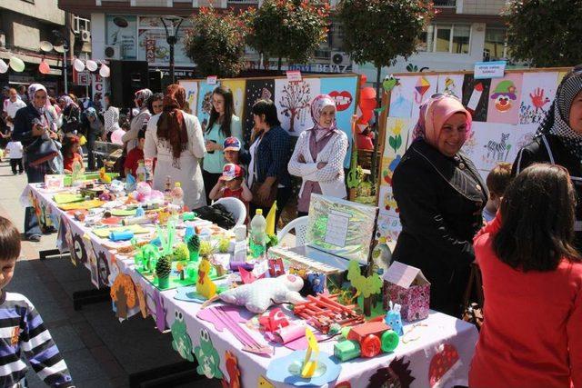 Pazar'da Okul Öncesi Öğrencilerin Yıl Sonu Sergisi