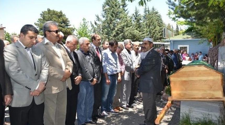 Recep Menevşe Son Yolculuğuna Uğurlandı