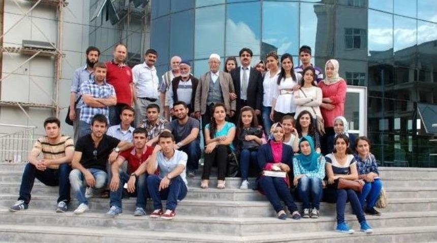 &Ouml;ğrencilerden Huzurevi Ziyareti