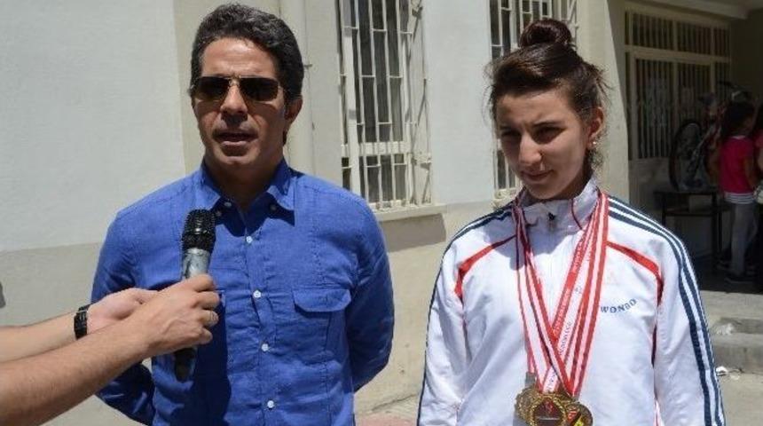 S&uuml;mer Ortaokulu, Sportif Başarılarla Adından S&ouml;z Ettiriyor