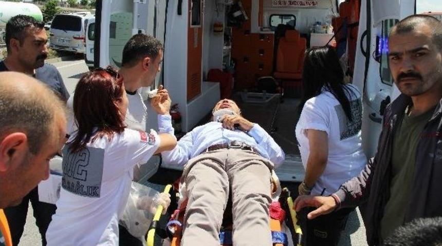 Samsun'da Zincirleme Trafik Kazası: 2 Yaralı