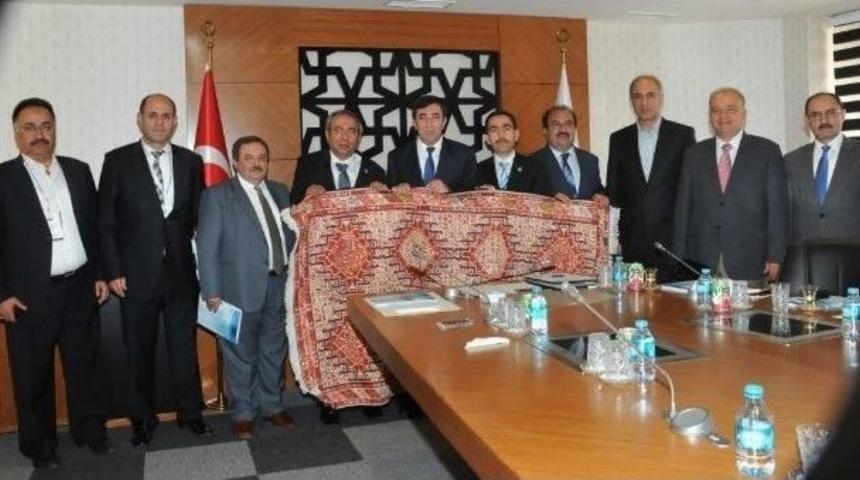 Rekt&ouml;r Ceylan Kalkınma Bakanını Ziyaret Etti