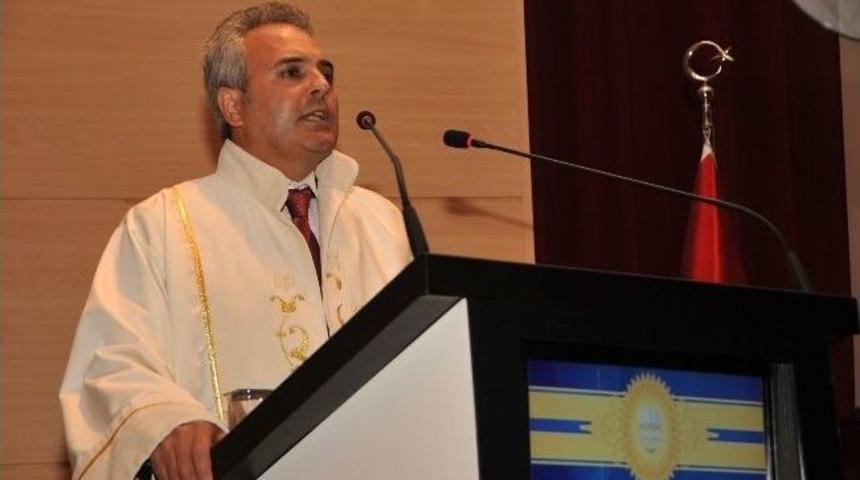 Malezya Rekt&ouml;rler Birliği Başkanı&rsquo;na Onursal Doktora