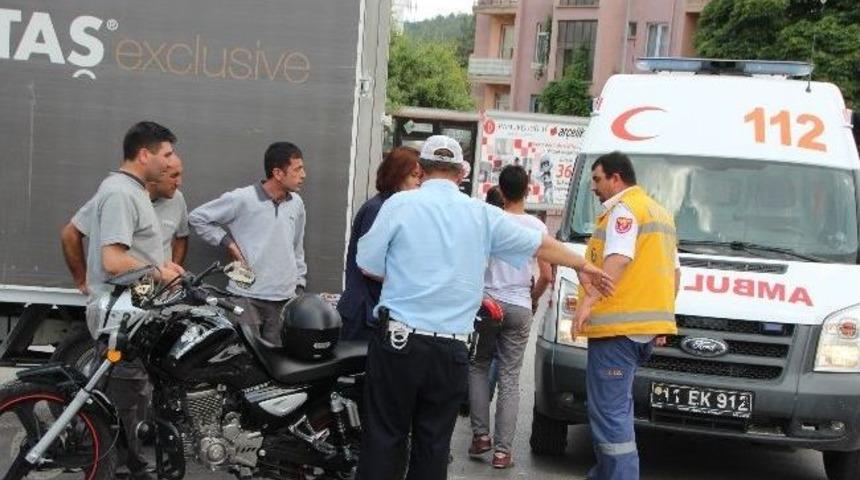 Taktıkları Kask Hayatlarını Kurtardı