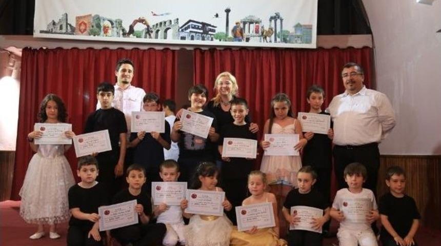 Milas'ta &Ouml;ğrencilerden Drama G&ouml;sterisi