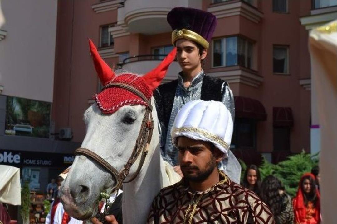 Erciyes Koleji &Ouml;ğrencilerinden Fetih Y&uuml;r&uuml;y&uuml;ş&uuml;