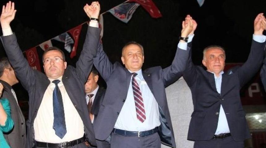 Vural: "memlekete Bakanlar Değil G&ouml;renler Lazım"