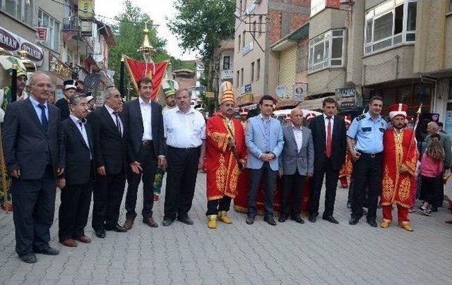 Akşemseddin Dualarla İstanbul’a Uğurlandı