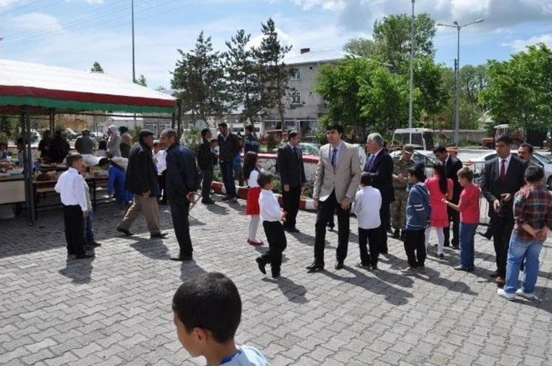 Arpa&ccedil;ay&rsquo;da Kermes Heyecanı Ve Yıl Sonu Şenliği