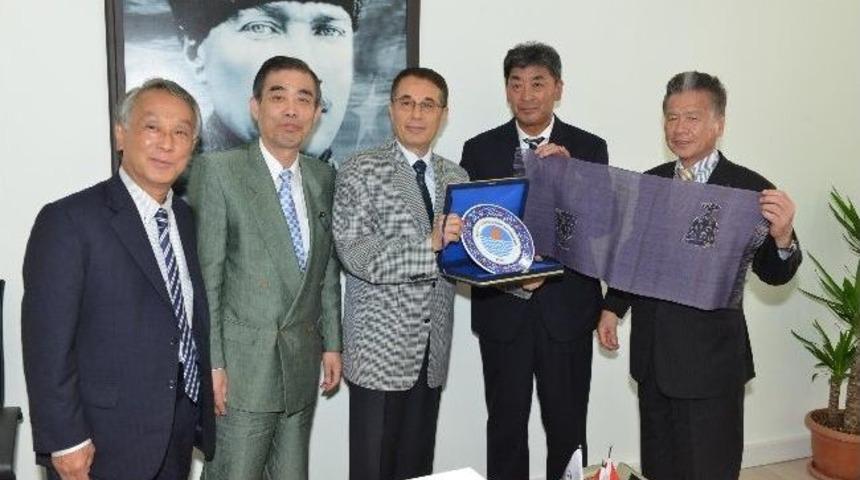 Japon Belediye Meclis &Uuml;yelerinden Genel Sekreter Tun&ccedil;su&rsquo;ya Ziyaret