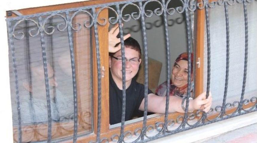 17 Yaşındaki Uğur Y&uuml;r&uuml;mek İ&ccedil;in Yardım Bekliyor