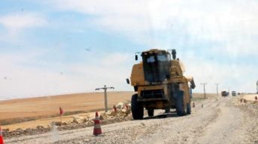 Bi&ccedil;erd&ouml;verler Karayoluna &Ccedil;ıktı