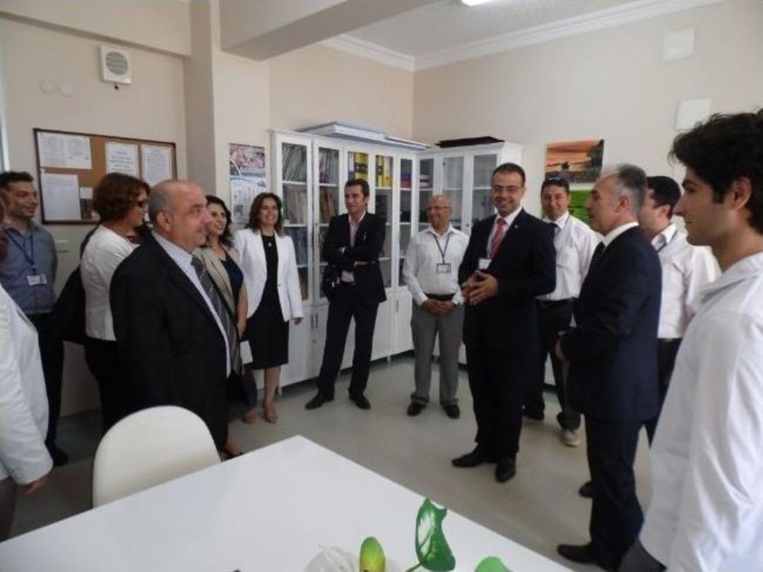 Nazilli Menderes Anadolu Lisesi Birinciliğe Koşuyor