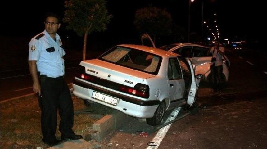 Şanlıurfa&rsquo;da Trafik Kazası: 2&rsquo;si Ağır 5 Yaralı