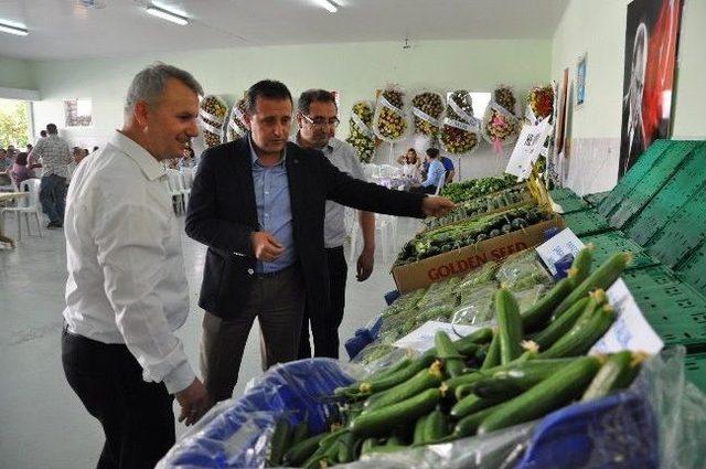 Başkan Soylu Menderesli Çiftçilerle Buluştu