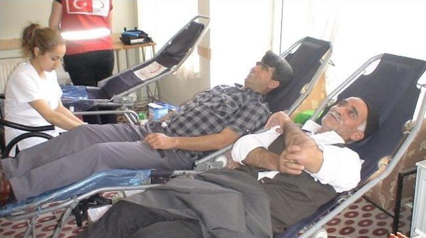 Kızılay&rsquo;ın Kan Kampanyasına Destek