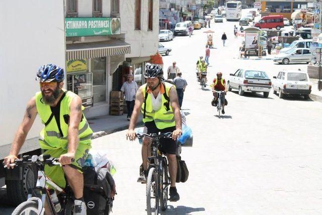 Nükleere Karşı Pedal Çevirenler Gerze'ye Ulaştı