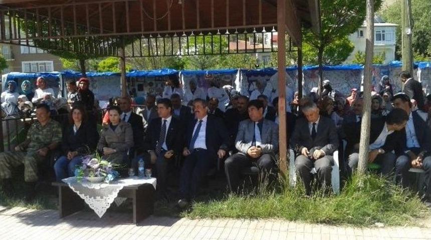 Adilcevaz&rsquo;da Yılsonu Sergisi