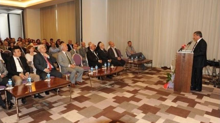 K&uuml;tahya'da 'hisarlı Ahmet Sempozyumu'