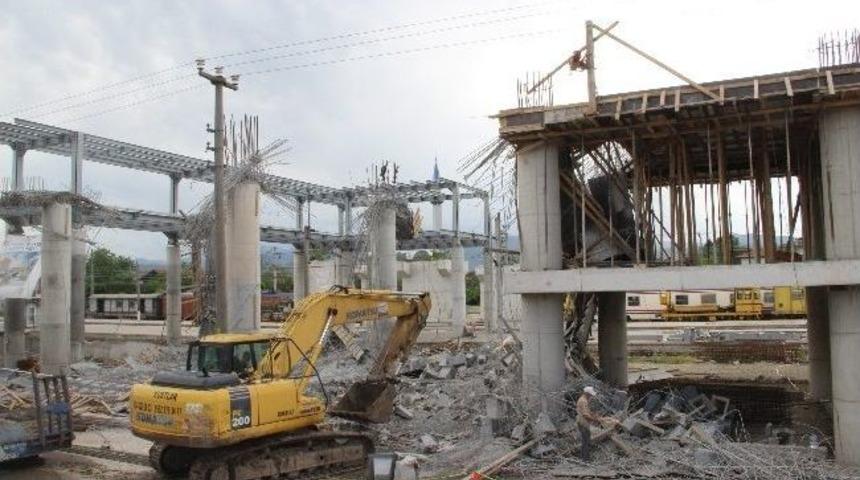 &Ccedil;&ouml;ken İstasyonda &Ccedil;alışmalar S&uuml;r&uuml;yor